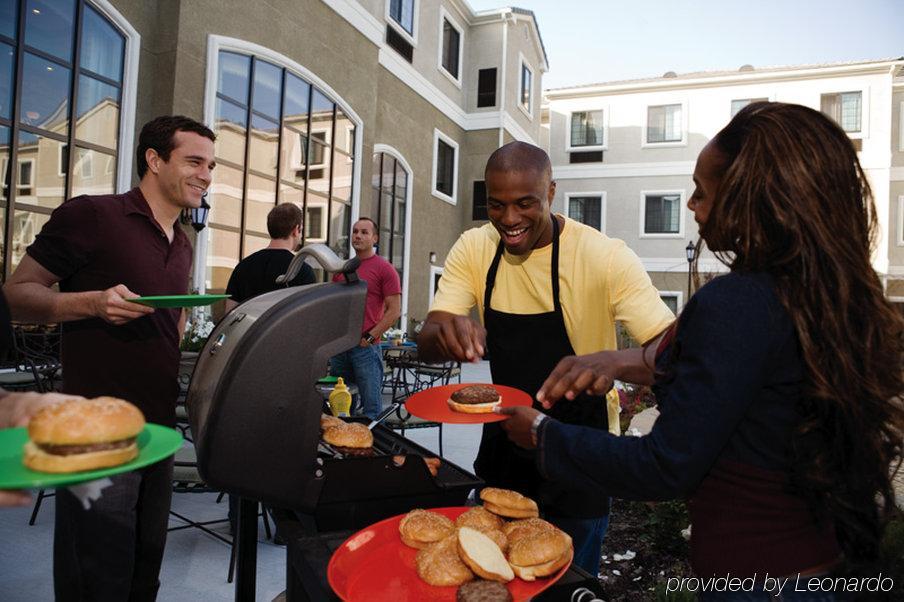 Staybridge Suites Milwaukee Airport South By Ihg Franklin  Restaurace fotografie
